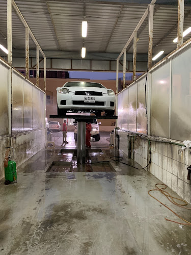 Al Nawras Auto Washing & Services in Al Rawda 2