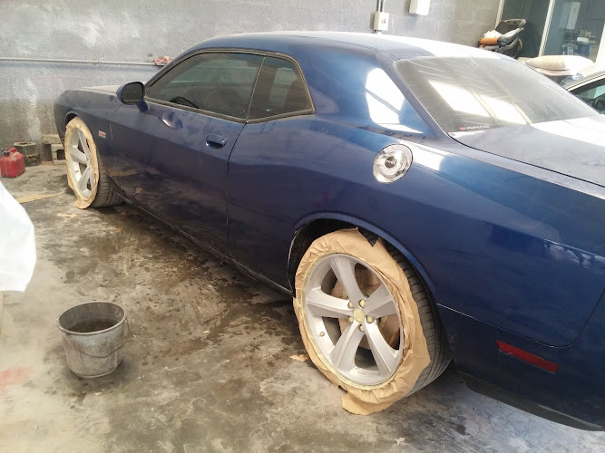 Al Taif Al Azrag Auto Repairing & Washing LLC in al quoz ind 4
