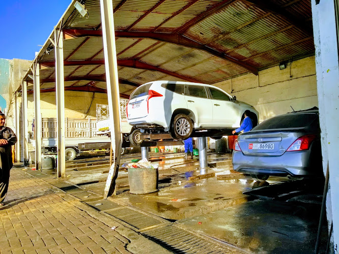 Al Usrah Car Wash in Al Safrah
