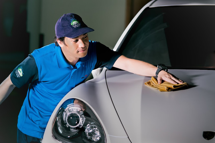 Cleanz Car Wash in Ittihad Road