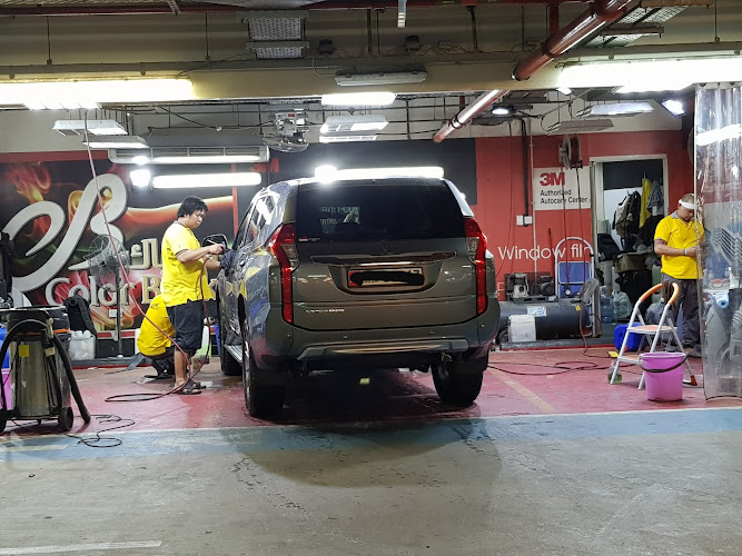 Color back car wash & auto polish in Zone 1