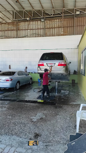 Dandy laundry for washing vehicles and industrial in M5