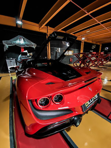 Dluxe Service Centre دي لوكس لصيانة المركبات والاطارات in Nadd Al Hamar