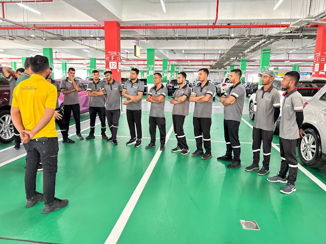 Focus Vision Car Wash Services in Deira
