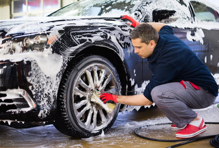 New Diamond Palace Car Wash in Zone 1