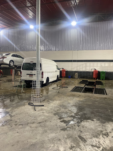 Super Dilbar Car Wash in Musaffah Industrial