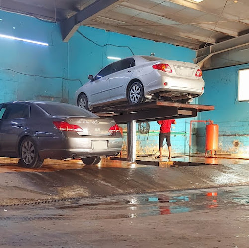 Warsan Car Wash L.L.C in Near Al Sholah Private School