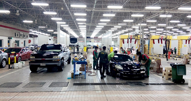 Wheel to Wheel Auto Service Station in Al Barsha