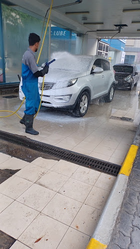 ZEEZ AUTOMOTIVES - Fariq Al Awaiel Auto Services BR. 1 l Al Salama in Industrial Area