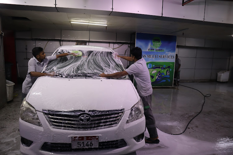 كلاس لغسيل السيارات Class car wash Abu Dhabi in Zone 1
